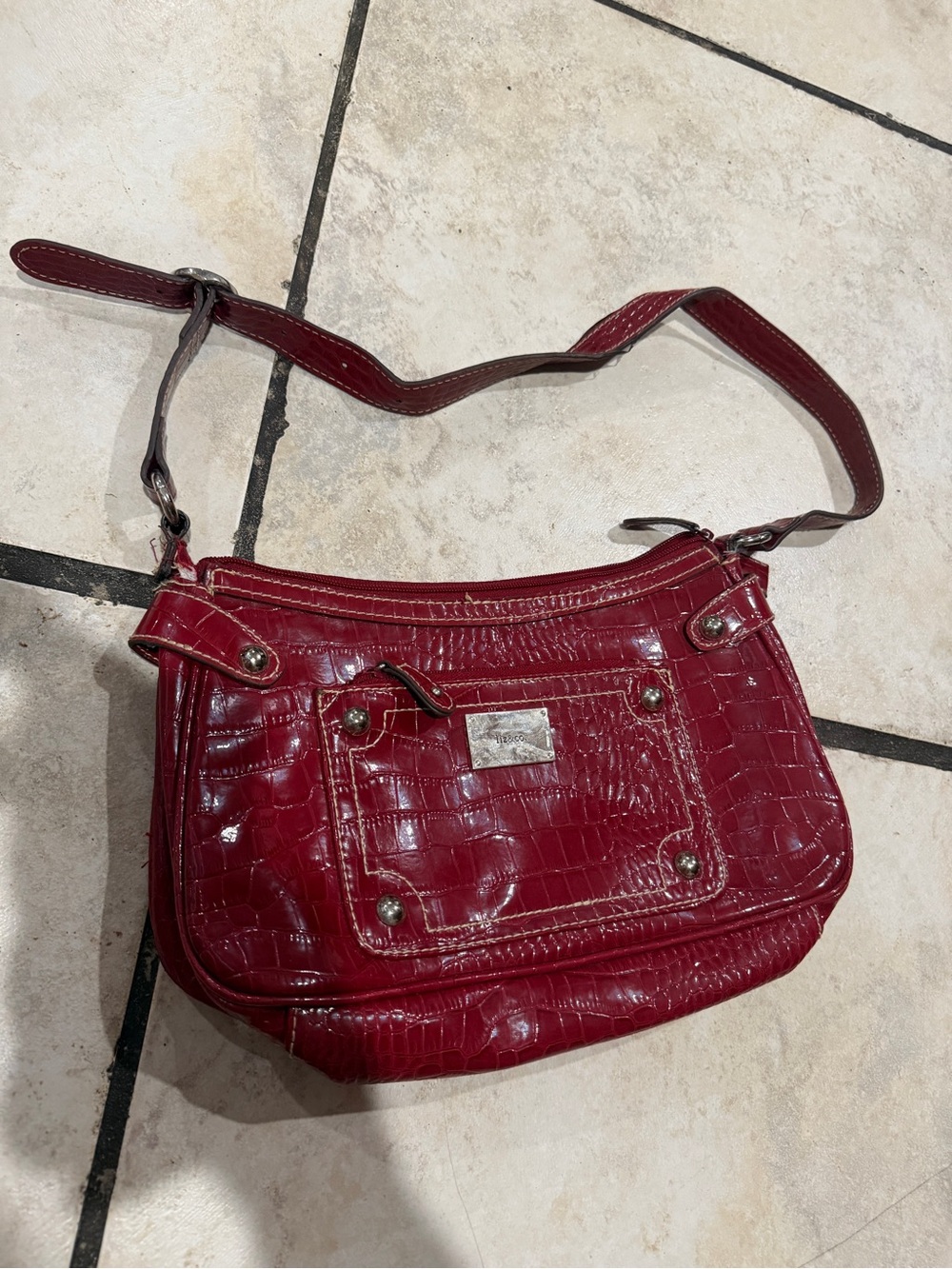 Liz & Co. Burgundy Croc-Embossed Shoulder Bag Vintage Liz Clairborne